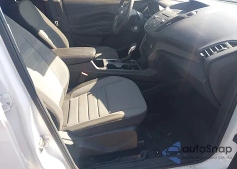 2018 Ford Escape S z USA, uszkodzony, nr VIN 1FMCU0F74JUB42220